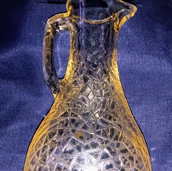 Unique 10" glass spider web crackled heavy water pitcher patent applied for - Picture 2 of 4